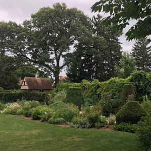 The Golden Age of Scottish Gardeners in Detective Novels